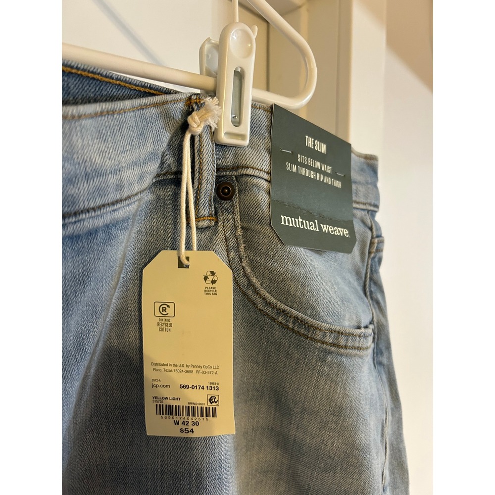 NEW Mutual Weave The Slim Light Wash Denim Jeans Mens Size 42 x 30 Five Pocket - Picture 2 of 6
